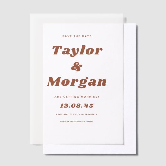 Terracotta vet retro script De datum opslaan Vellum Uitnodigingen (Offset)