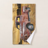 Terrain de ferme de camions antiques Red (Serviette à main)