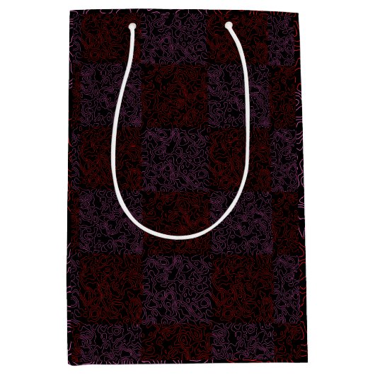 Terrain Pattern Red 01x4B Black BG Medium Cadeauzakje (Voorkant)