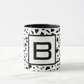 Terrazzo zwart wit monogram initiaal vet mok (Midden)
