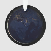 Terre Pleine Avec Lumières De Ville (devant)