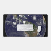 Terre Pleine Montrant Les Tempêtes Tropicales Dans (Clavier et souris)