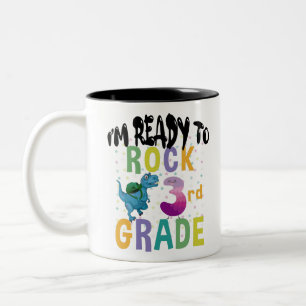 Terug naar school ik ben klaar om de 3e klas te ve tweekleurige koffiemok