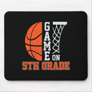 Terug naar school spel op 5th Grade Fun Basketball Muismat