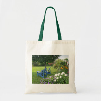 Terug Yard Garden Tote Bag