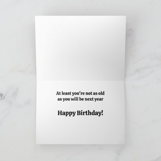 T'es quel âge ? Funny Chat carte d'anniversaire (Intérieur)