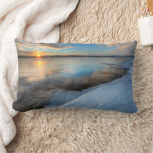 Teslin Lake After A Clearing Storm, Yukon Kussen