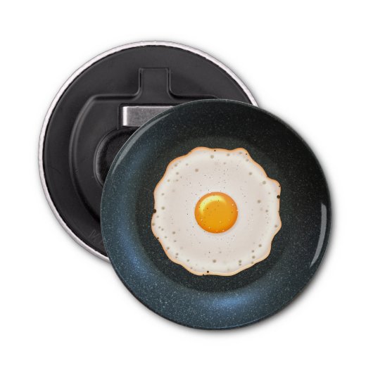 Testy Fried Egg in Skillet Pan Button Flesopener (Voorkant)