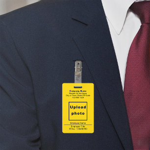 Texte basé sur une photo d'employé avec un badge j