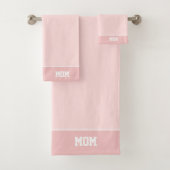 Texte Maman sur des nuances rose clair (En situation)