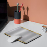 Texture métallique minimaliste d'argent et d'or<br><div class="desc">Elégante texture argentée métallique,  look aluminium brossé avec accents de bordure dorée - typographie personnalisable en noir. Design minimaliste simple et moderne,  élégant.</div>