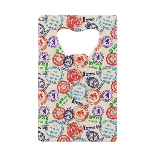 Textuur met echte stempels. kredietkaart flessenopener (Voorkant)