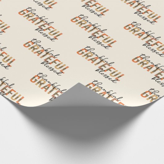 Thankful Grateful Blessed Cheetah Print Typografie Cadeaupapier (Hoek)