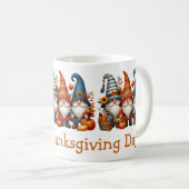 Thanksgiving Gnomes Trio Mug (Devant droit)