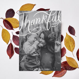 Thanksgiving met de hand geletterde dankbare foto feestdagenkaart