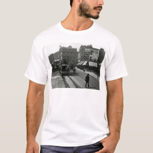 The Angel, Islington, Londen, c.1890 T-shirt