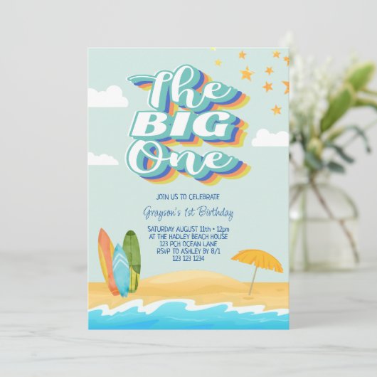 The Big One Ocean Beach First Birthday Invitation (Debout devant)