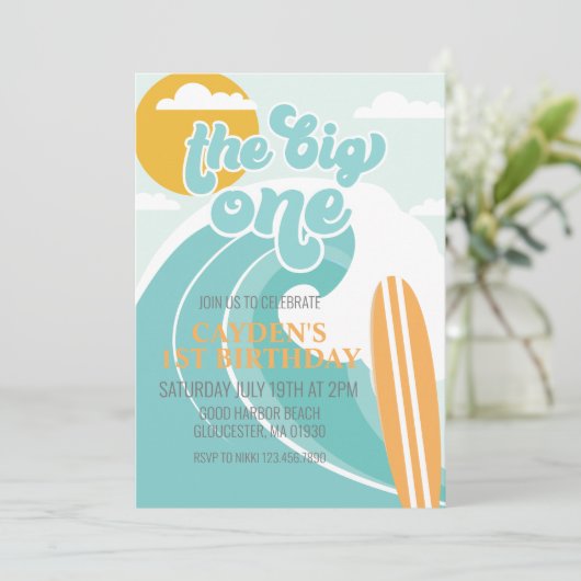 The Big One Wave Beach Anniversaire Invitation (Debout devant)