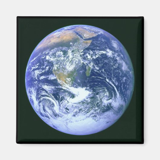 The Blue Marble - Earth Seen From Space Magnet (Devant)
