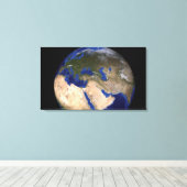 The Blue Marble Next Generation Earth 2 Canvas Afdruk (Insitu (Houten vloer))
