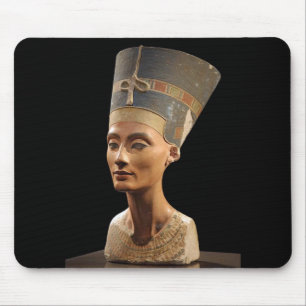 The Bust of Queen Nefertiti Muismat