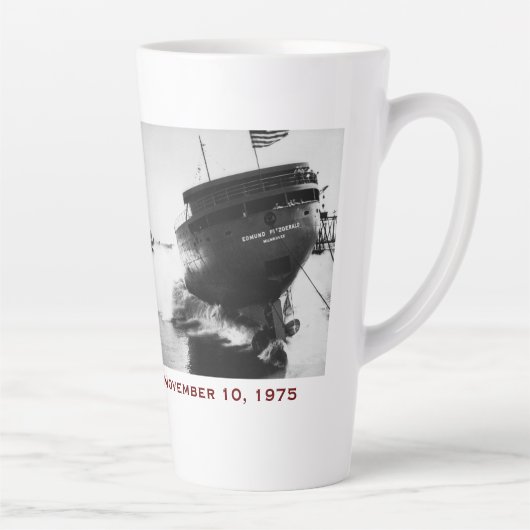 The Edmund Fitzgerald with Crew Names Latte Mok (Rechts)