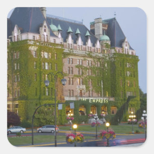 The Empress Hotel aan de binnenhaven in Vierkante Sticker
