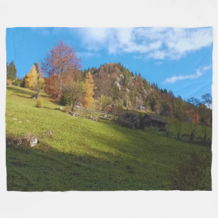 The High Meadow - Wilde Natuur Roemenië Fleece Deken