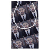 The Mobster Painting by Alfred Fox Klein Cadeauzakje (Achterkant)