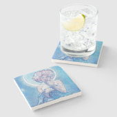 "The Moon" van Mucha, Onderzetter Blauwe Steen (Zijkant)