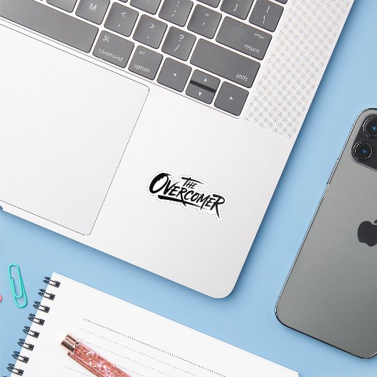 The Overcomer Bold Typography Sticker (Laptop met iPhone)