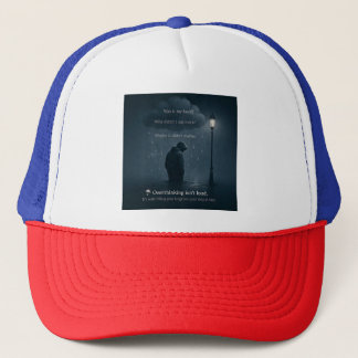 The Quiet Spiral – Realistisch Overdenking T-shirt Trucker Pet