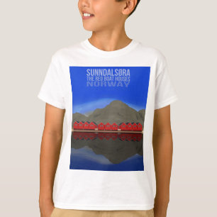 The Red Boat Houses Sunndalsøra Noorwegen T-shirt