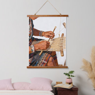 The Weaver’s Song Heritage Wall Art Hangend Wandkleed