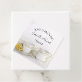 Thee Cup en Gele Daisies Liefde is Brouwen Bruilof Bedankjes Labels (In situ)