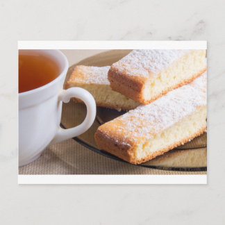 thee en een bord verse koekjes briefkaart