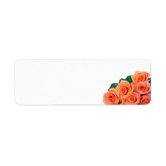Thee Rozen boeket met dauwdruppels geïsoleerd op w Etiket
