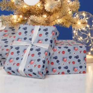 Theekannen, Kopjes, Kleurrijke Bessen Op Lichtblau Cadeaupapier