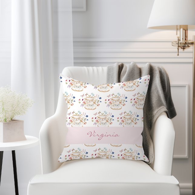 Theekrans-beweging Kussen (Wildflower Floral Tea Party Throw Pillow by Painted Paperie
)