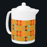 Théière orange moderne de motif de la moitié du<br><div class="desc">Coup, coup. Qui est là ? Théière orange moderne de motif de la moitié du siècle ! Hé, avec une conception ce rétro, vous n'avez pas besoin d'une phrase de conclusion. Ce parfaitement motif de mod comporte un arrière - plan orange vibrant et des rangées d'une forme adorable kitschy dans...</div>