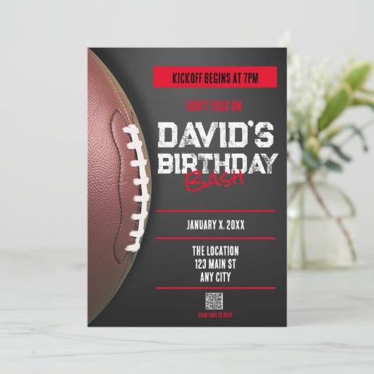 Thème de football QR Code Anniversaire Invitation (Debout devant)
