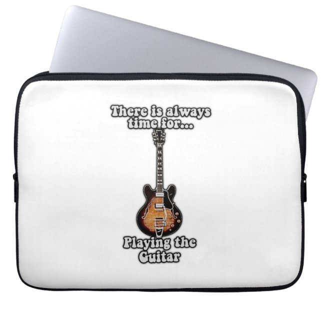 There is always time for playing the guitar. retro laptop sleeve (Voorkant)