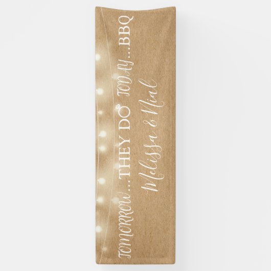 They Do BBQ Rustic String Lights Verloving  Spandoek (Verticaal)