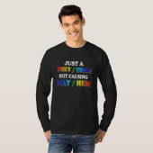 TheyThem Causing MayHem   Nonbinary Enby Pride LGB T-shirt (Voorkant volledig)