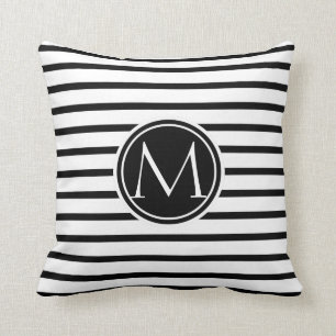 Thin Stripes Pattern Kussen