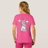 This is a T-shirt with a cute unicorn. (Dos entier)