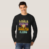 THIS LIBRA QUEEN LOVES HER SCORPIO KING T-SHIRT (Voorkant volledig)