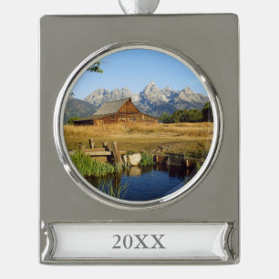 Thomas A. Moulton Barn Verzilverd Banner Ornament