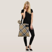 Thomson Camel Tartan Pset Pattern Family Mode Draagtas (Op model)