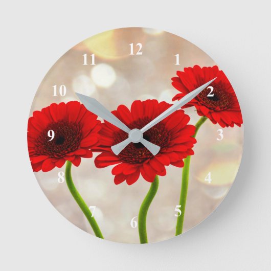 Three Little Red Gerberas Acrylic wall clock Ronde Klok (Voorkant)